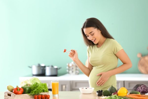 การเลือกทาน อาหารของคนตั้งครรภ์ ที่คุณแม่ต้องเอาใจใส่เป็นพิเศษ