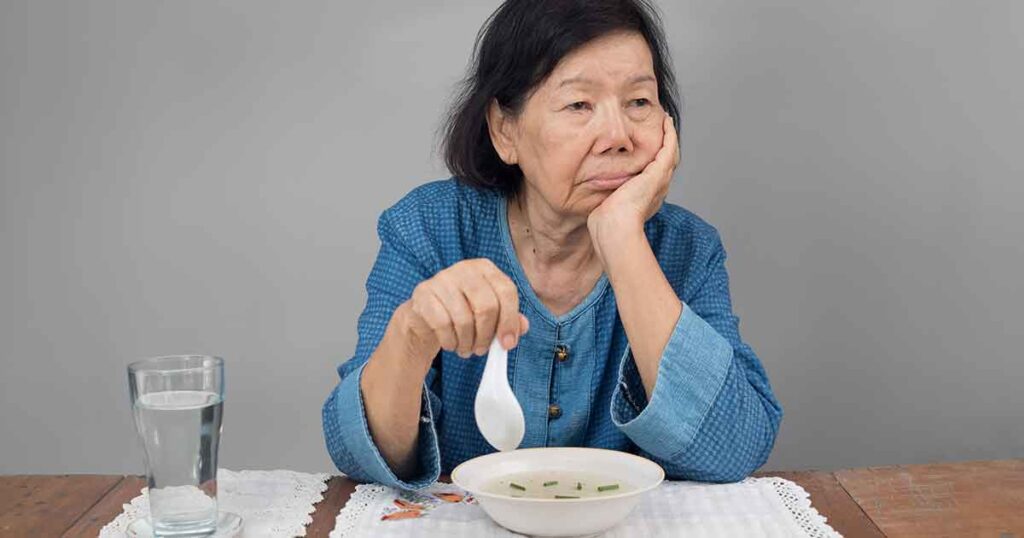 วิธีการแก้ ปัญหาผู้สูงอายุ เบื่ออาหาร 